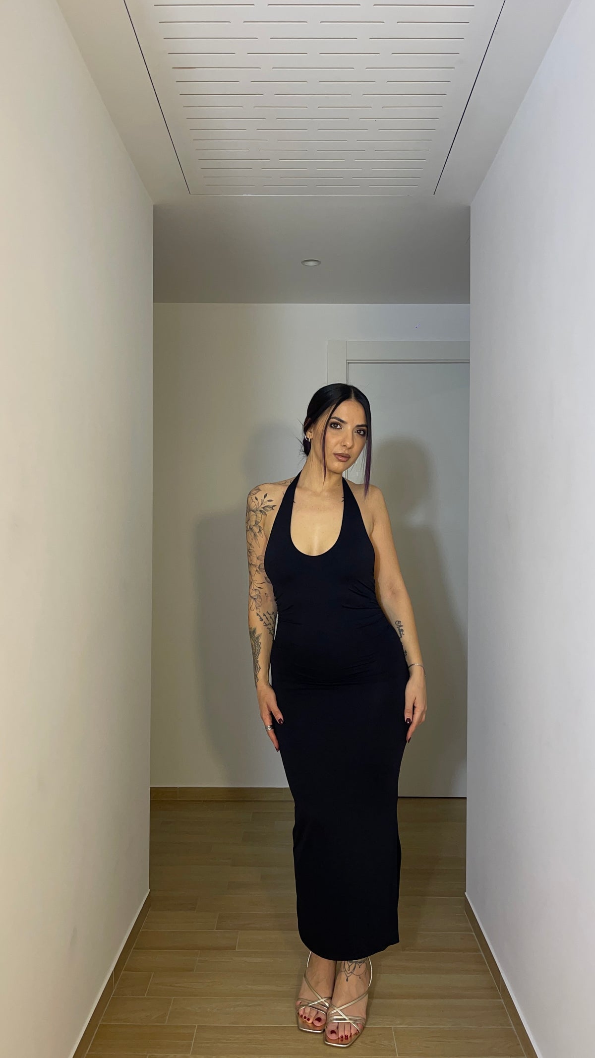 Tubino nero lungo aderente