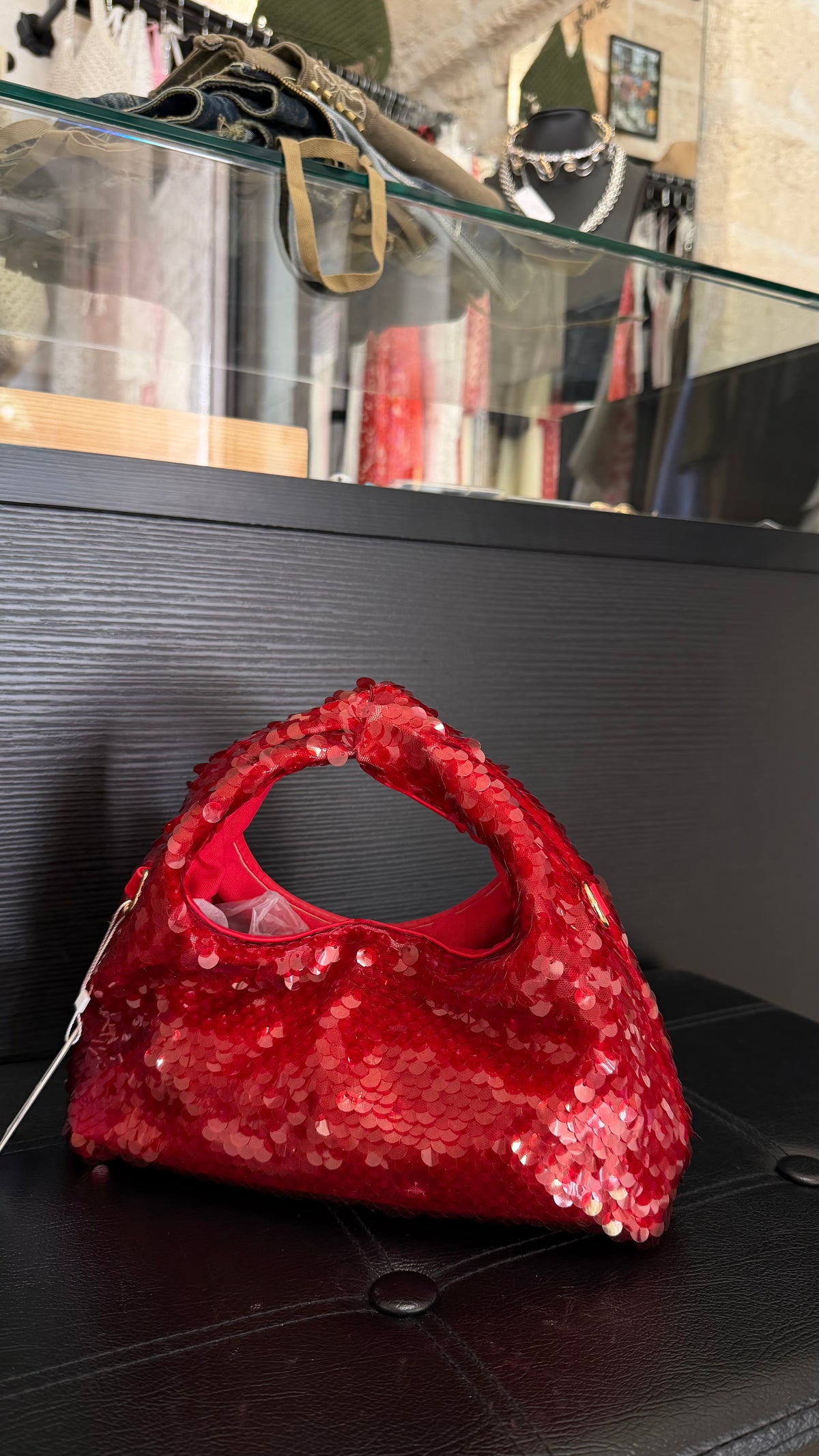 Borsetta rossa in paillettes